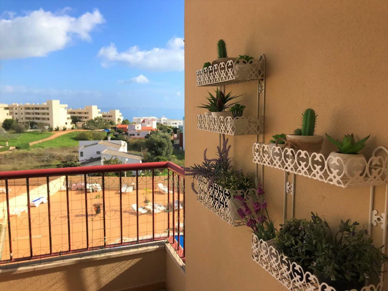 The Hoffy Beach Apartment Lagos Exterior photo