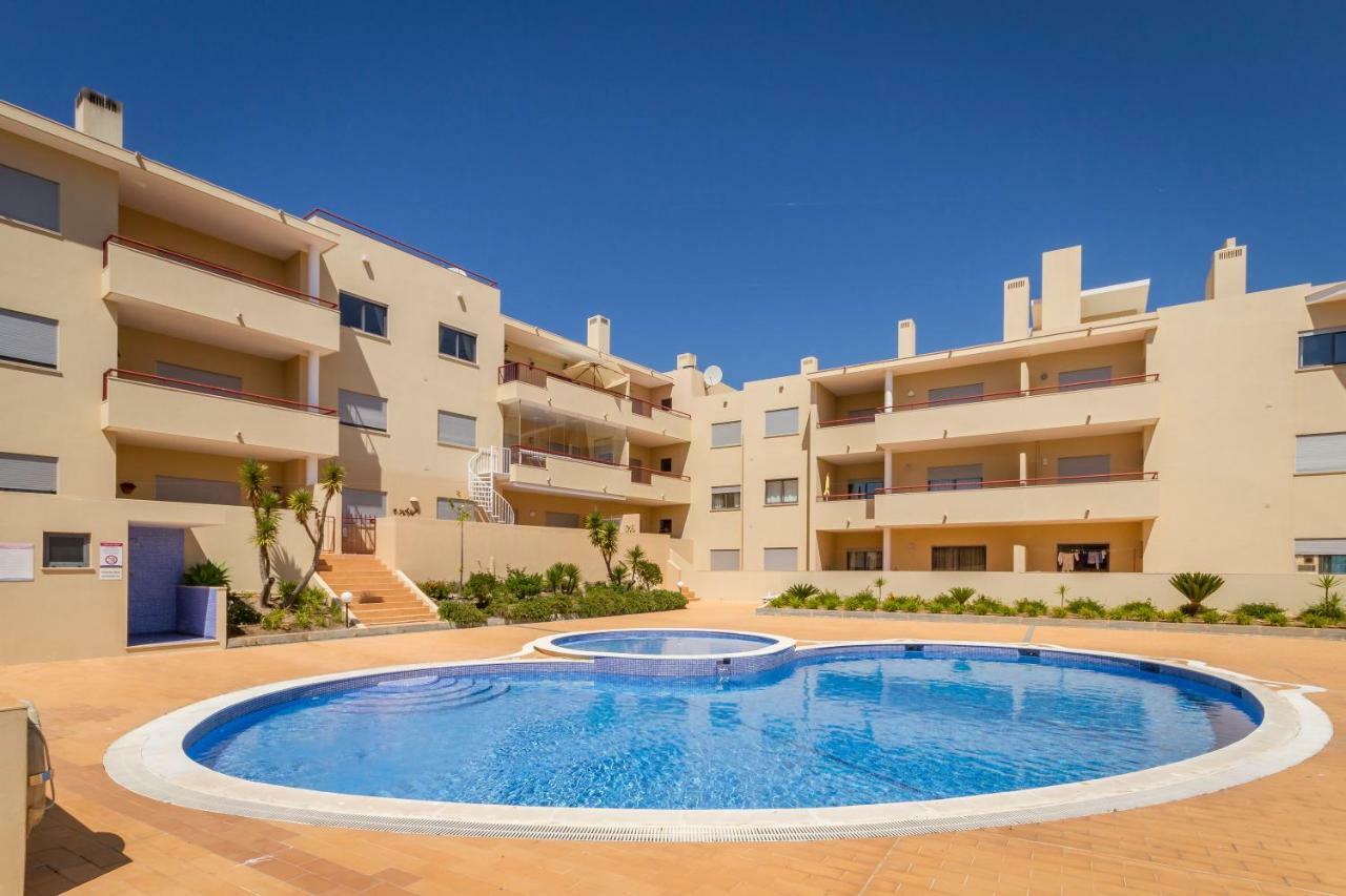 The Hoffy Beach Apartment Lagos Exterior photo